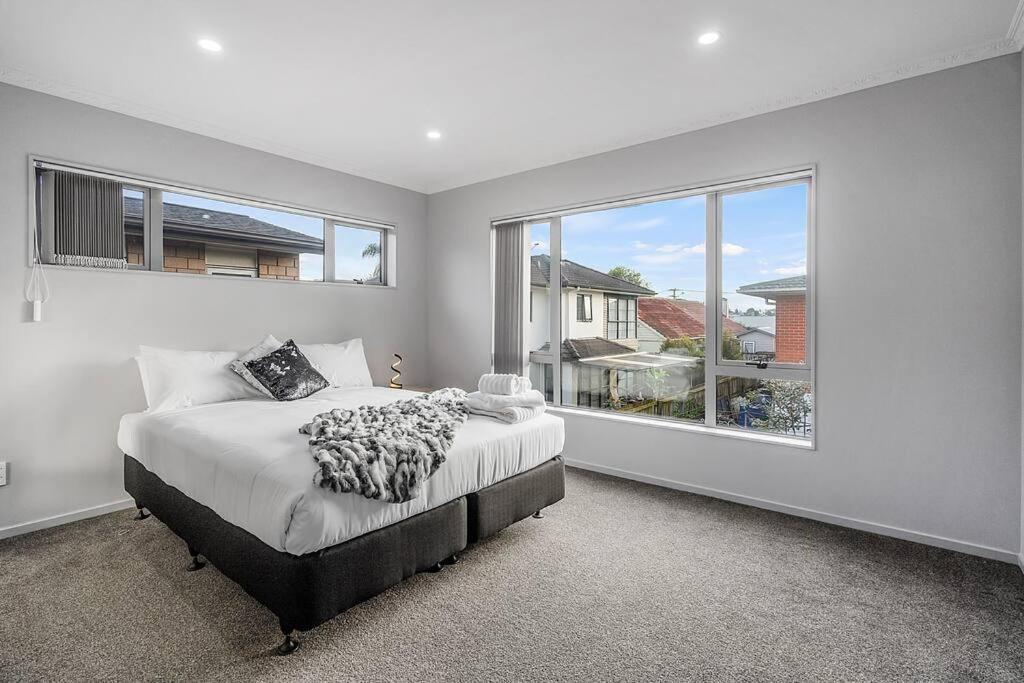 Airport & City At Your Doorstep! The Central Charm Auckland Exteriör bild