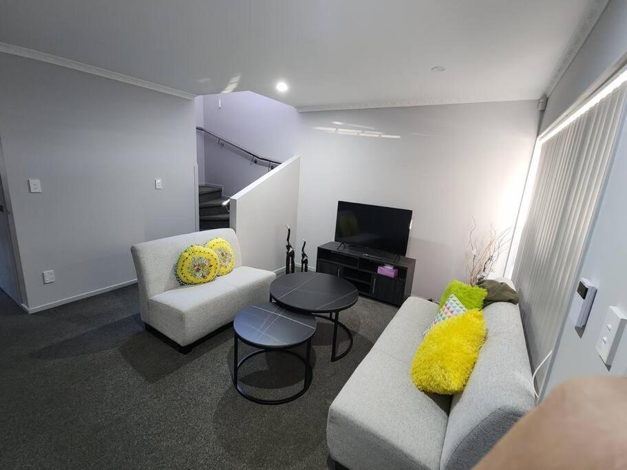 Airport & City At Your Doorstep! The Central Charm Auckland Exteriör bild
